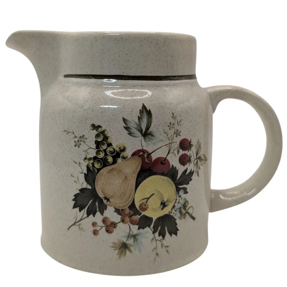 Vintage Royal Doulton Creamer Lambethware Cornwall LS 1015‎ Fruit 1975 England